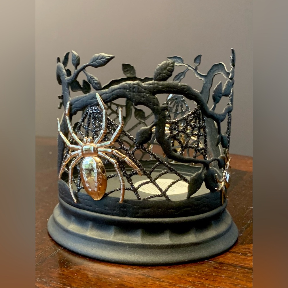 Bath & Body Works Black and Gold Spider Web Candle Holder